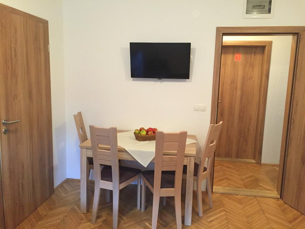 Apartmaji In Sobe Tina Kranjska Gora Luaran gambar