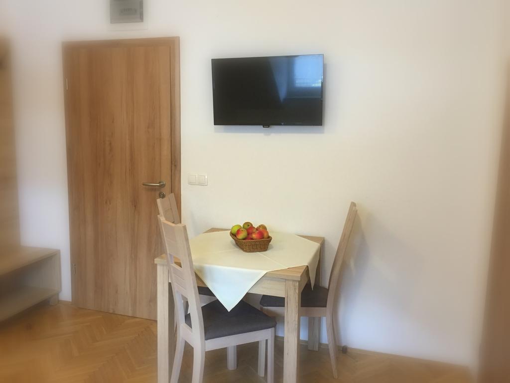 Apartmaji In Sobe Tina Kranjska Gora Luaran gambar